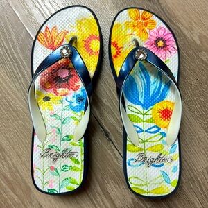 Brighton Sunny Flower Flip Flops- excellent condition!